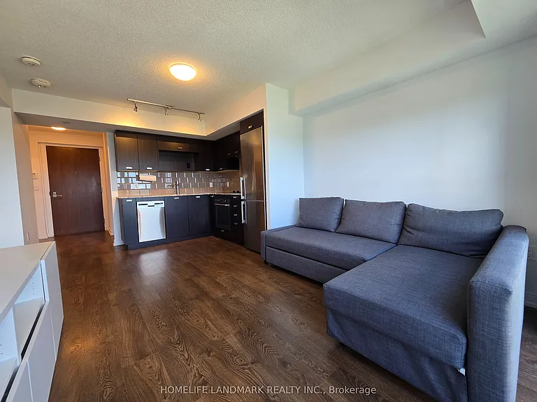275 Village Green Sq #2520 — Photo 13