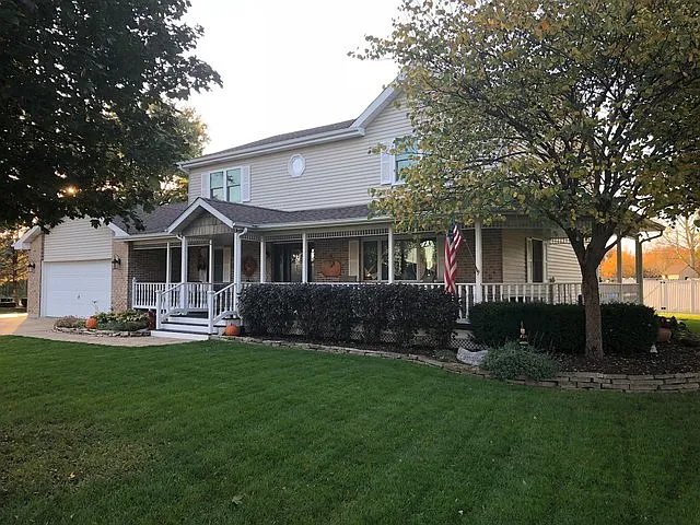 17258 W Rich Ct photo 1