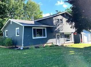 2718 Forest Hill Dr, Auburn, NY 13021