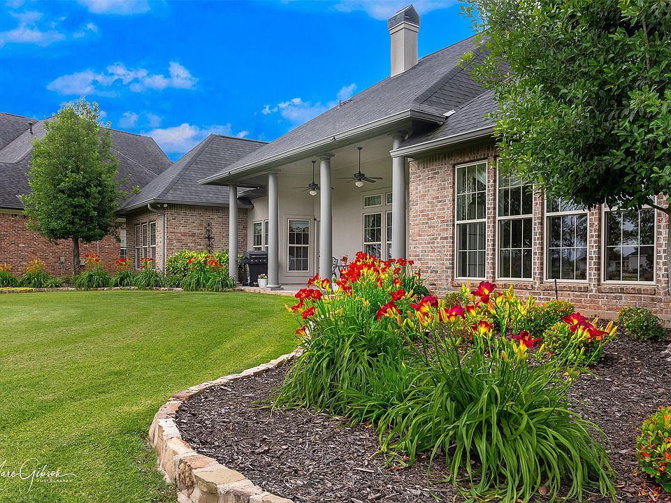 1st image of 101 Stonebridge Blvd