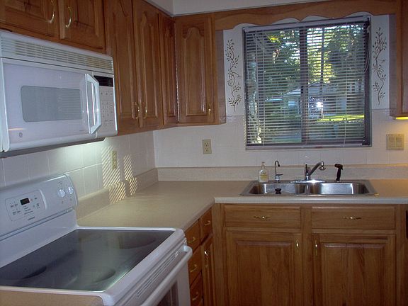 Kitchen, New Stove