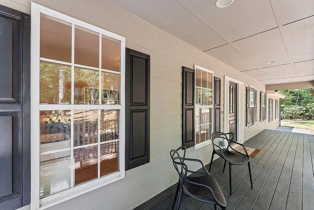3 bed, 1756 sqft, $3,300 — Photo 4