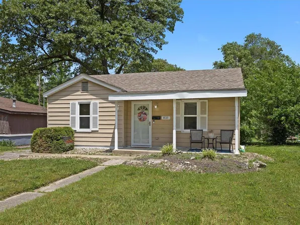 831 Hawthorne Ave, Wood River, IL 62095