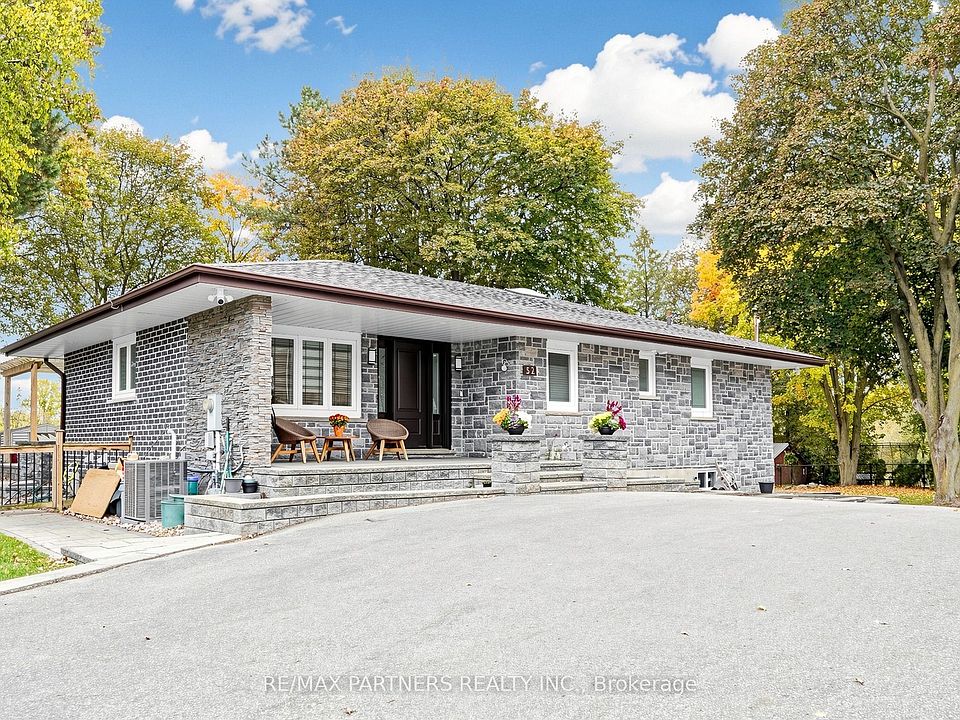 1st image of 52 Berkeley Ct