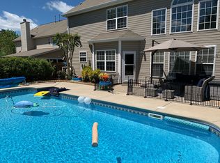 1 Breezewood Ct, Greenville, SC 29607