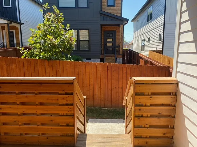 2411C Booker St — Photo 15