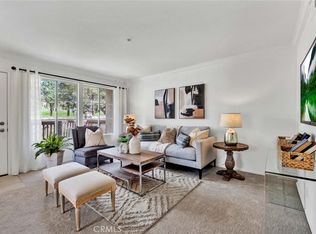 215 S Cross Creek Rd UNIT P, Orange, CA 92869