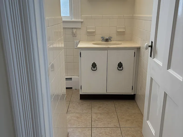 Entrance to bathroom