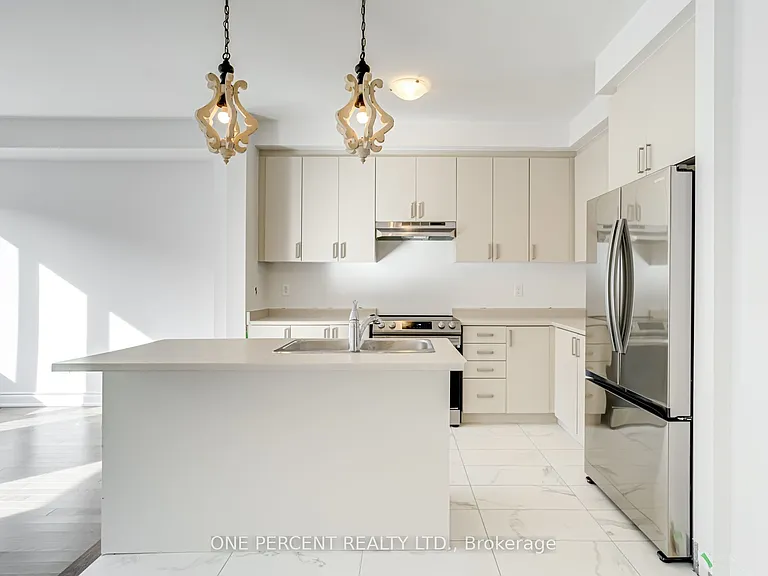 24 Autumn Dr — Photo 15