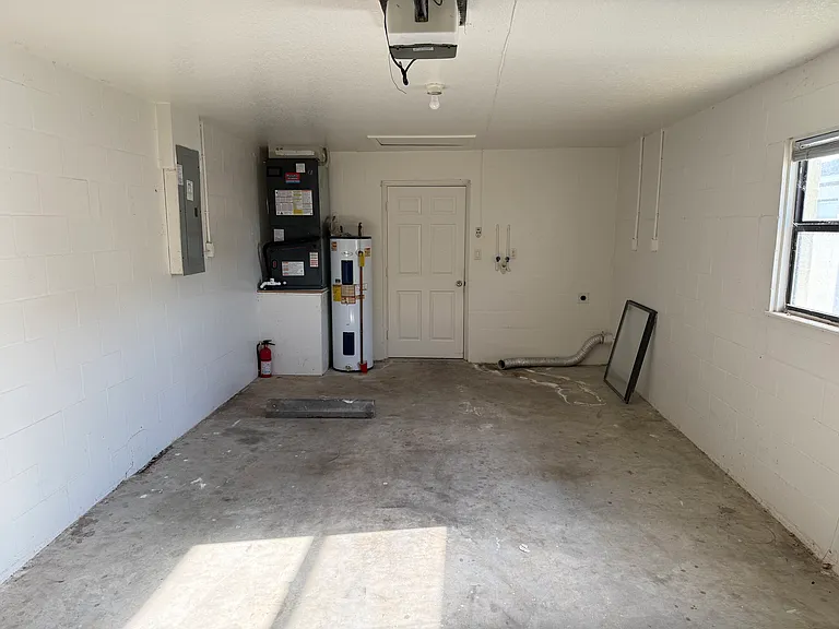 816 Angela Ave — Photo 15