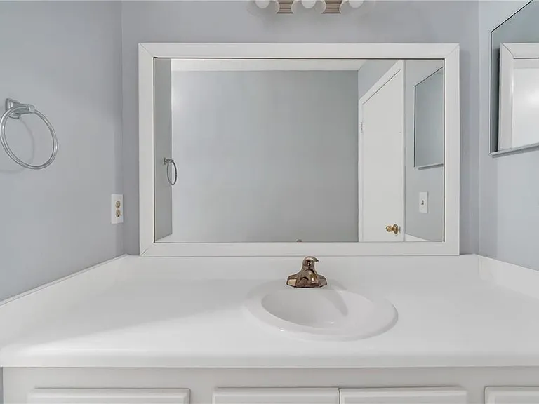 542 Orange Dr #26 — Photo 23
