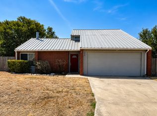 206 Ariana Ct, Killeen, TX 76542