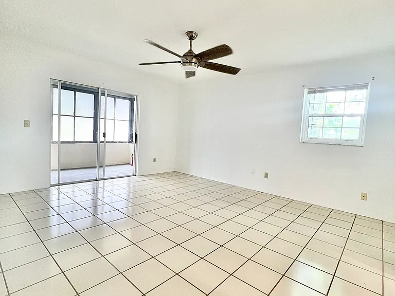 1289 N McMullen Booth Rd — Photo 13
