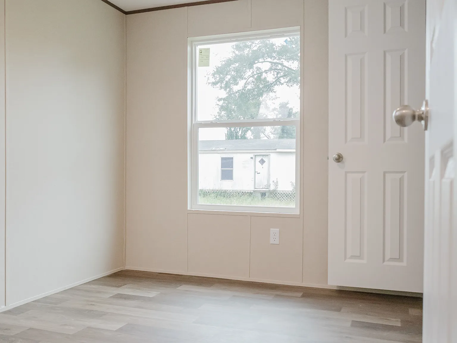 3 bed, 840 sqft, $900 — Photo 4