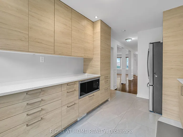 41 Monarchdale Ave — Photo 25