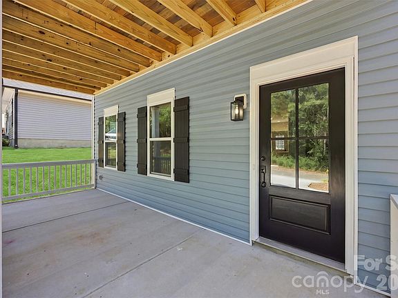 3rd image of 73 Lake Dr NW
