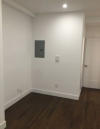 2nd image of 3421 41st St APT 1R