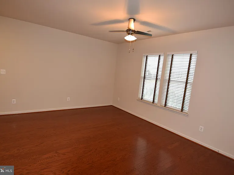 20425 Codman Dr — Photo 28