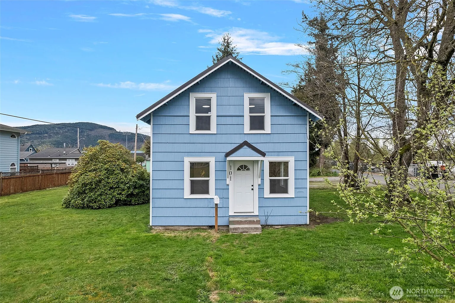 101 Warner Street photo 1