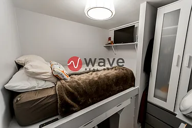 Rented by Wave Real Estate Group