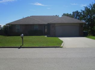 2118 E Mary Beth St, Republic, MO 65738