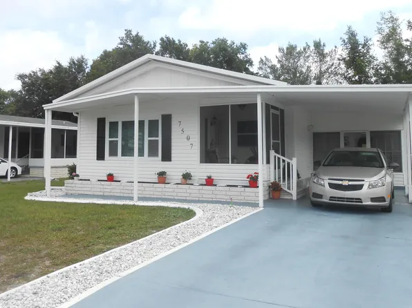 7507 Dinsmore St, Brooksville, FL 34613