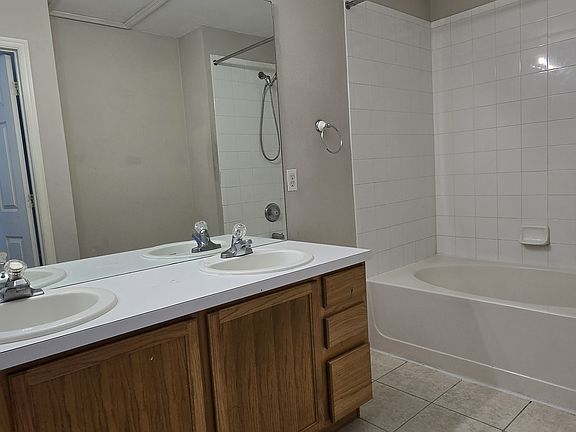 4th image of 6303 Goethe St Unit 103