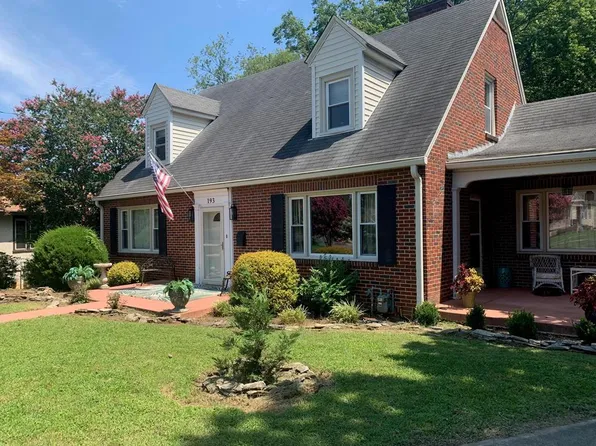 193 Howeland Cir, Danville, VA 24541
