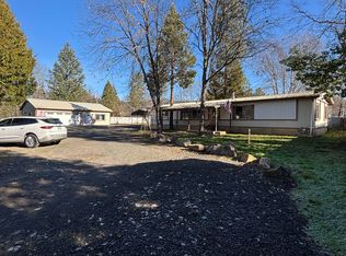 511 Park Dr, Shady Cove, OR 97539