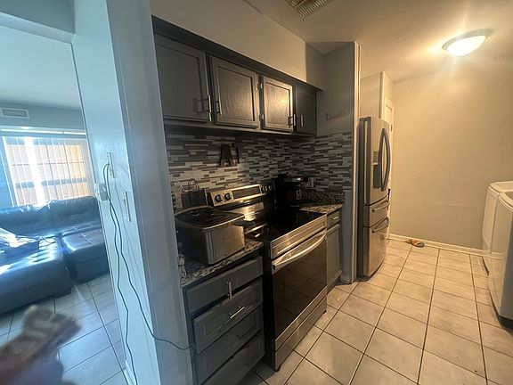 4th image of 1395 S Glen Cir
