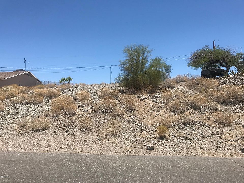 1st image of 2967 Winterhaven Dr Lot 40