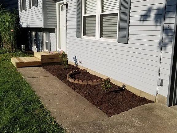 2nd image of 1639 Mutz Dr
