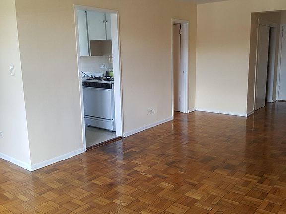 2nd image of 4360 Baychester Ave APT 3K