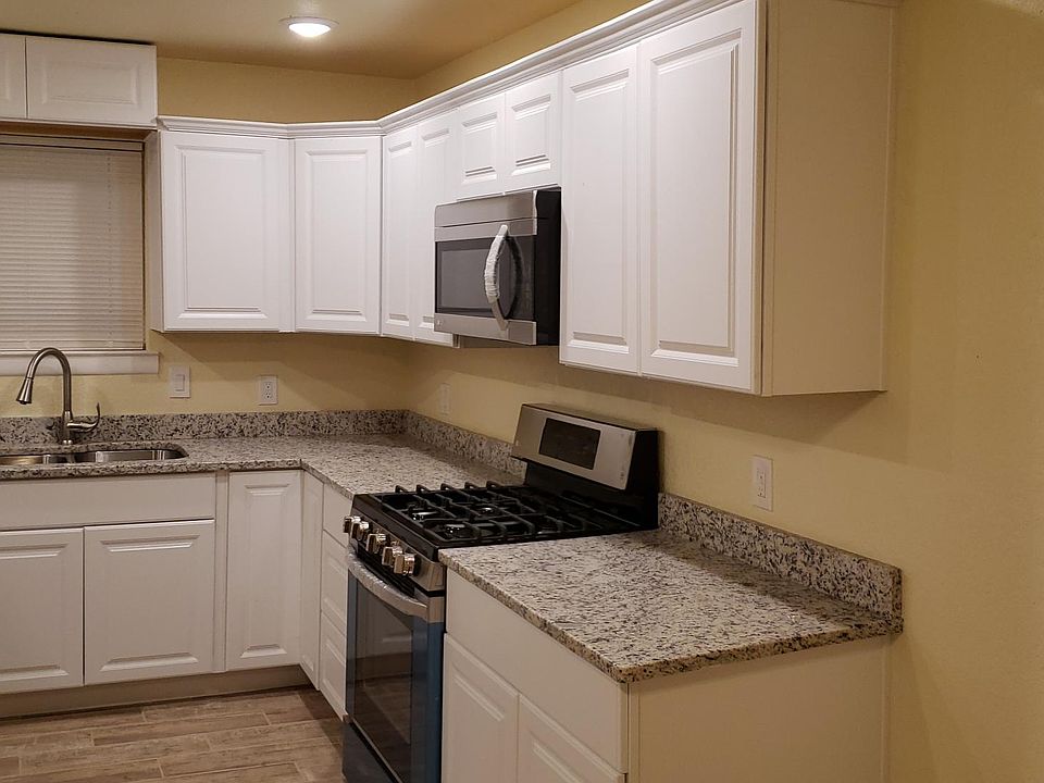 1st image of 3912 Delaware Trl