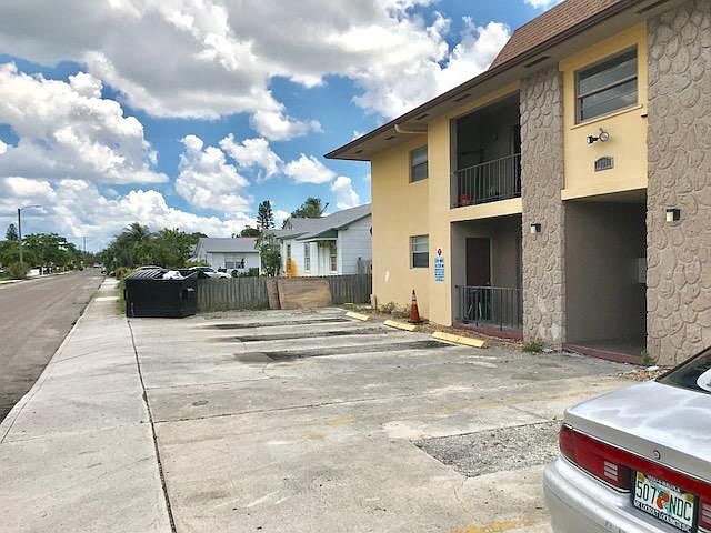 1st image of 809 S K St APT 2