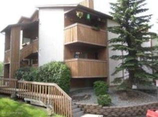7322 Huntsmen Cir, Anchorage, AK 99518