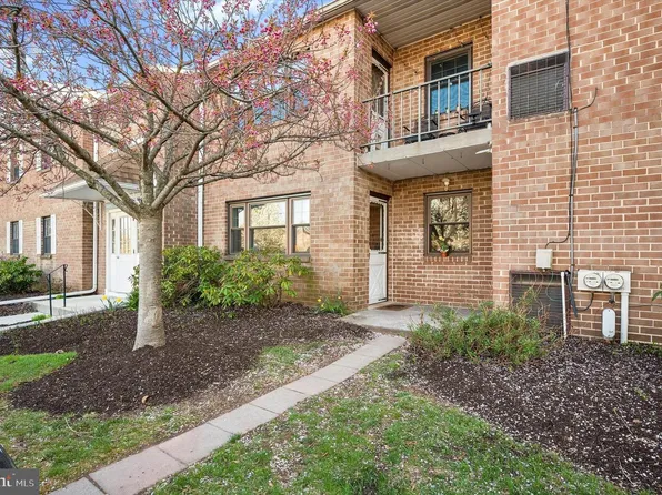 114 Riversedge Dr #114, Norristown, PA 19403