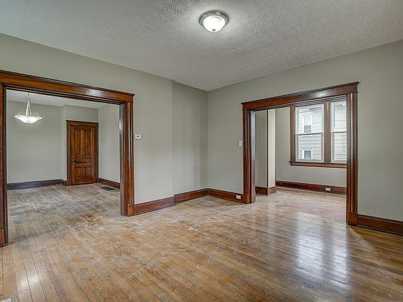 2nd image of 1180 Cedar Ave