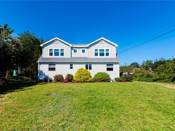 26 Clifford Dr, Westerly, RI 02891