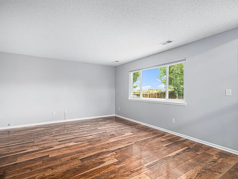 11316 Rodeo Cir — Photo 11