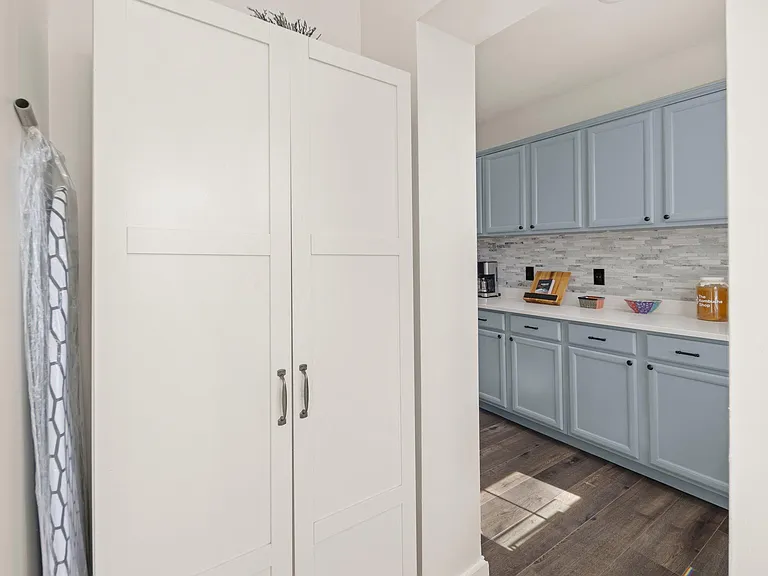 520 Jefferson St NW — Photo 14