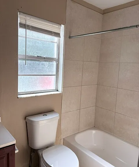 8117 N Mulberry St #B — Photo 5