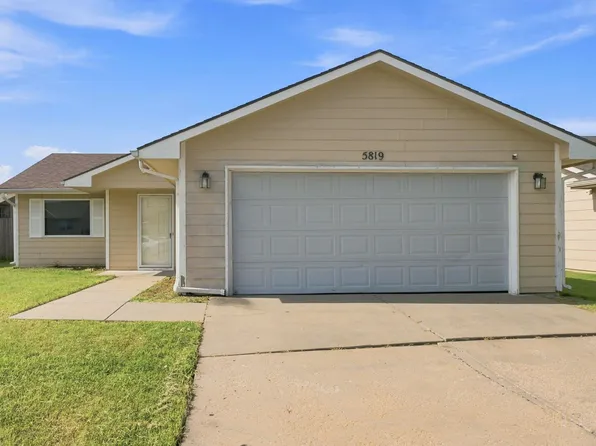 5819 E Pembrook St, Wichita, KS 67220