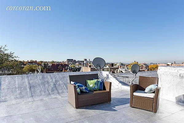 Sold by Corcoran | media 24