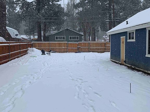 2nd image of 1041 W Aeroplane Blvd