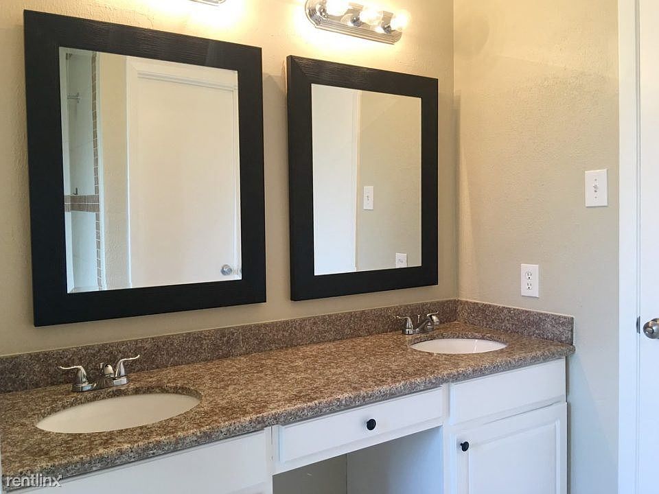 90800731_19418 Quiet brook_Houston_TX_2016 8