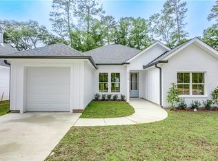 2113 Ozone St, Mandeville, LA 70448