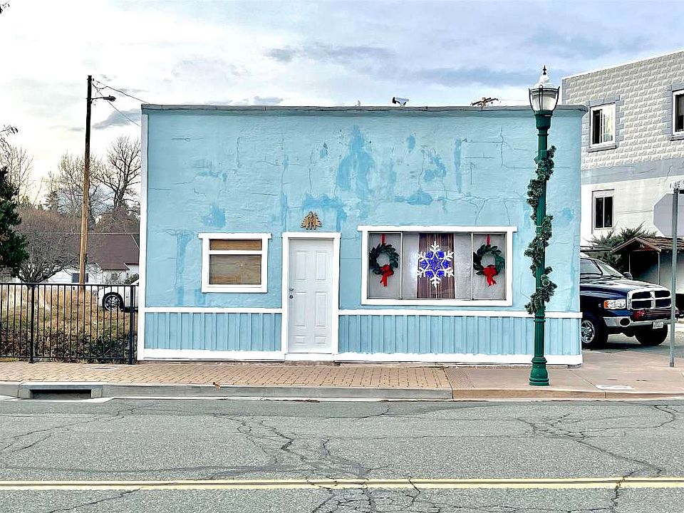 1st image of 92 Main St.