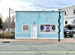 92 Main St, Weed, CA 96094