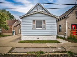693 S Ogden St, Buffalo, NY 14206